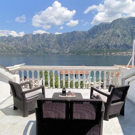 Lux Boka Sea View Apartment Kotor Eksteriør bilde