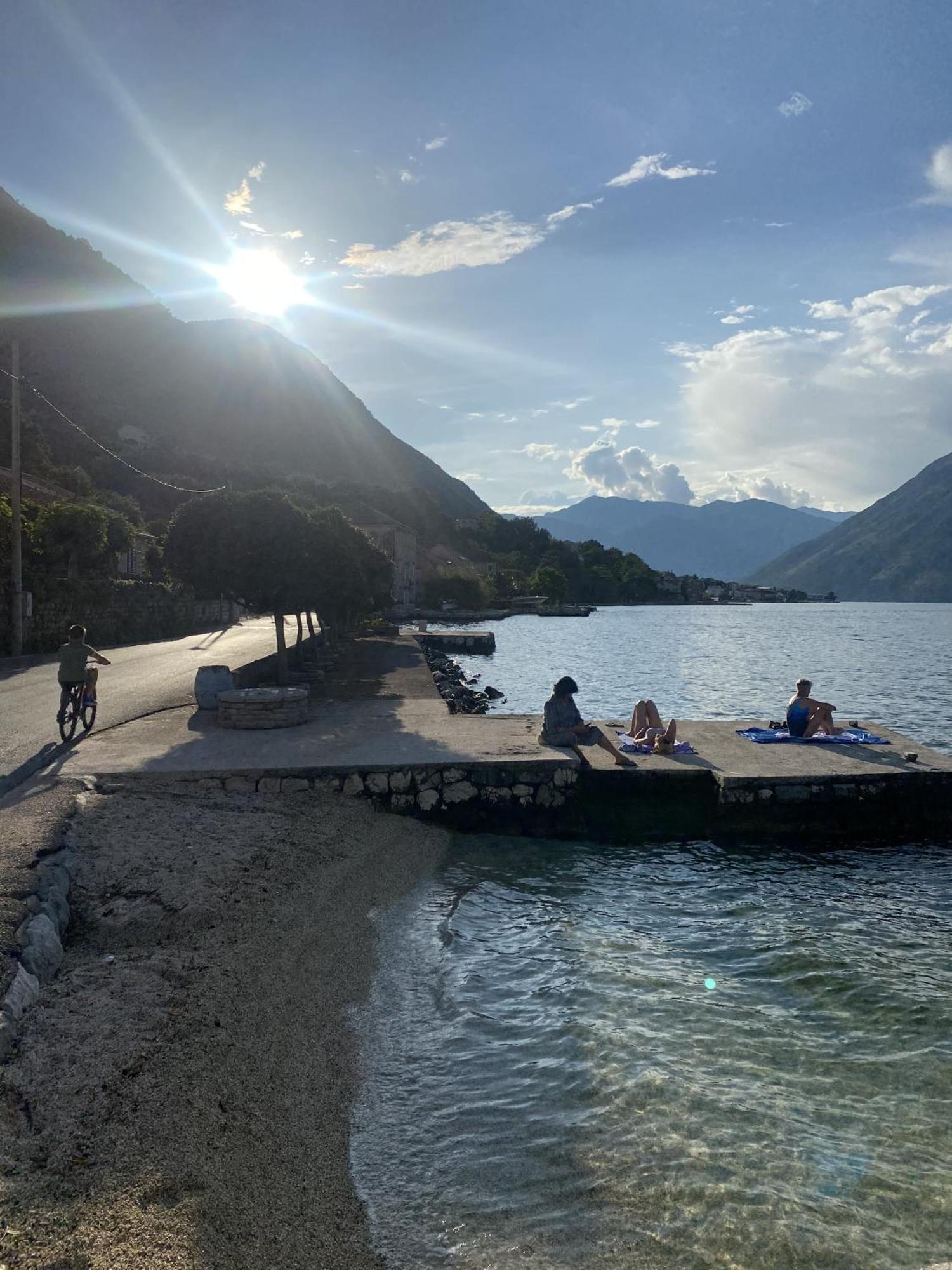 Lux Boka Sea View Apartment Kotor Eksteriør bilde
